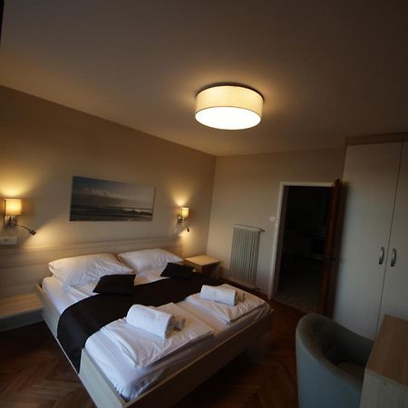 Apartma Kocevar Portoroz Bagian luar foto
